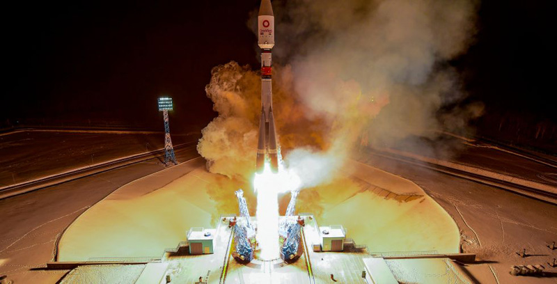 Старт РН Союз-2.1б с группой спутников связи OneWeb, космодром Восточный, декабрь 2020 (фото — Роскосмос)